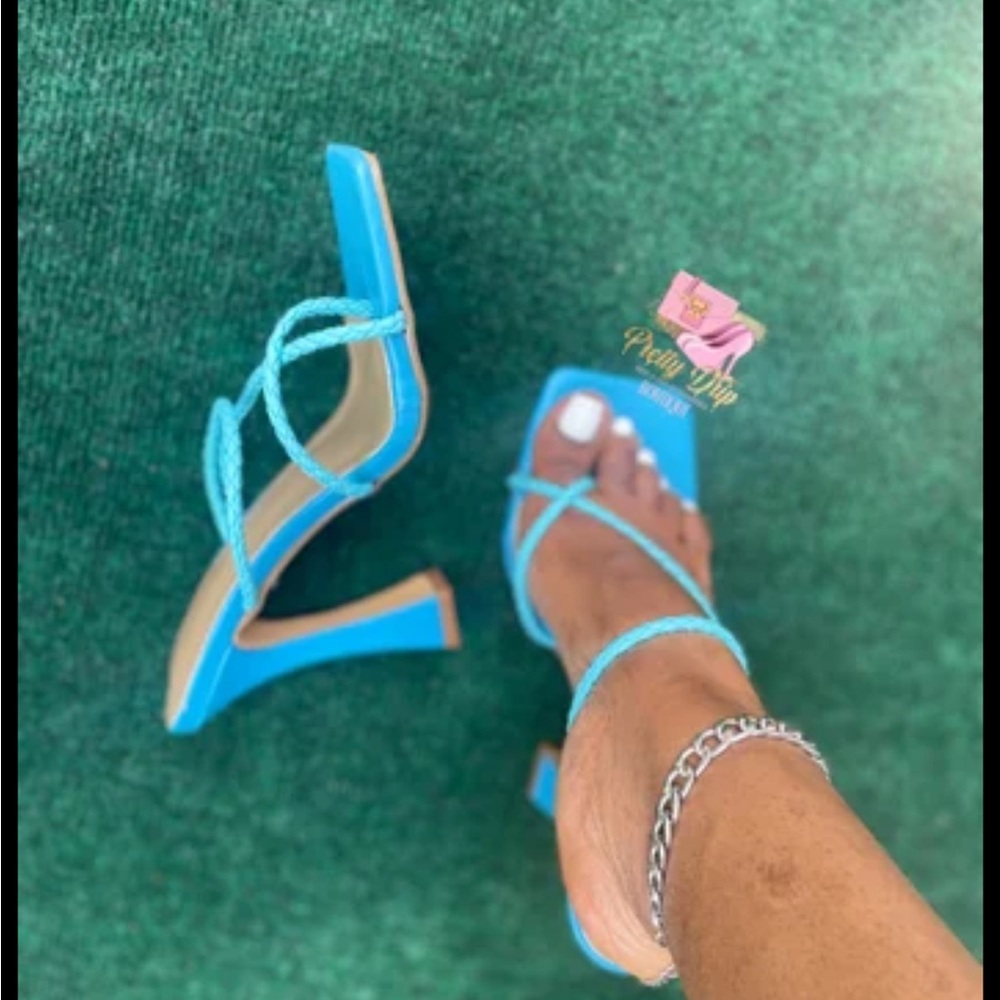 LEMONADE HEEL THONG SANDALS